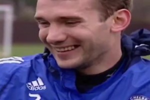 馬拉多納造訪切爾西影像，這就是球王的人格魅力！