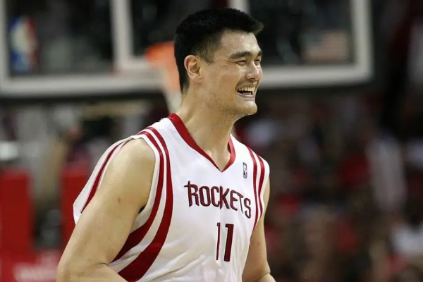 姚明的球衣號(hào)碼是幾號(hào)？