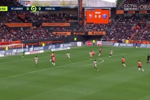 個人能力！登貝萊右路內(nèi)切抽射破門，巴黎1-0領(lǐng)先洛里昂！