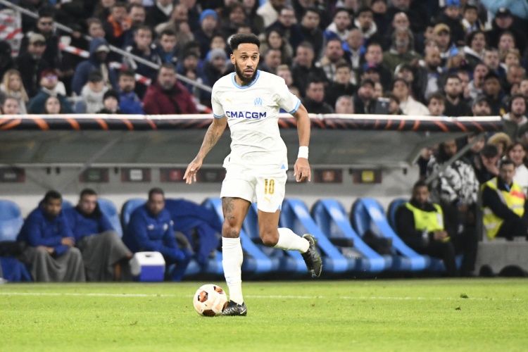 奧巴梅揚(yáng)：我們作為一個(gè)團(tuán)隊(duì)?wèi)?zhàn)斗，教練希望我們做一些偉大的事情