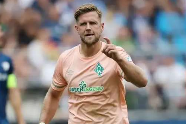 德國(guó)國(guó)腳菲爾克魯格取消Instagram評(píng)論功能引發(fā)猜測(cè)